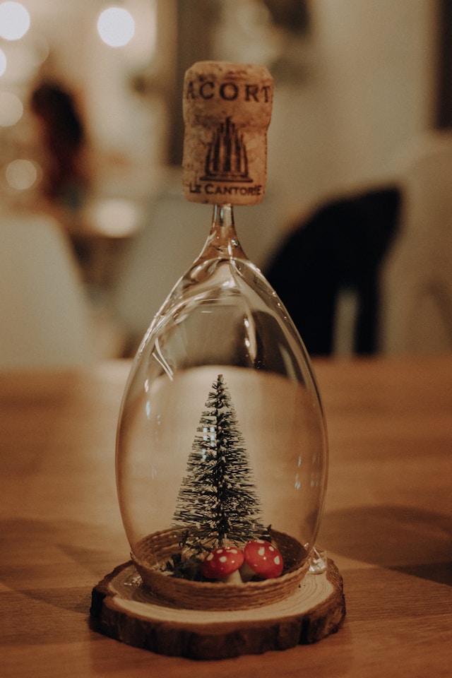Glas mit Tannenbaum